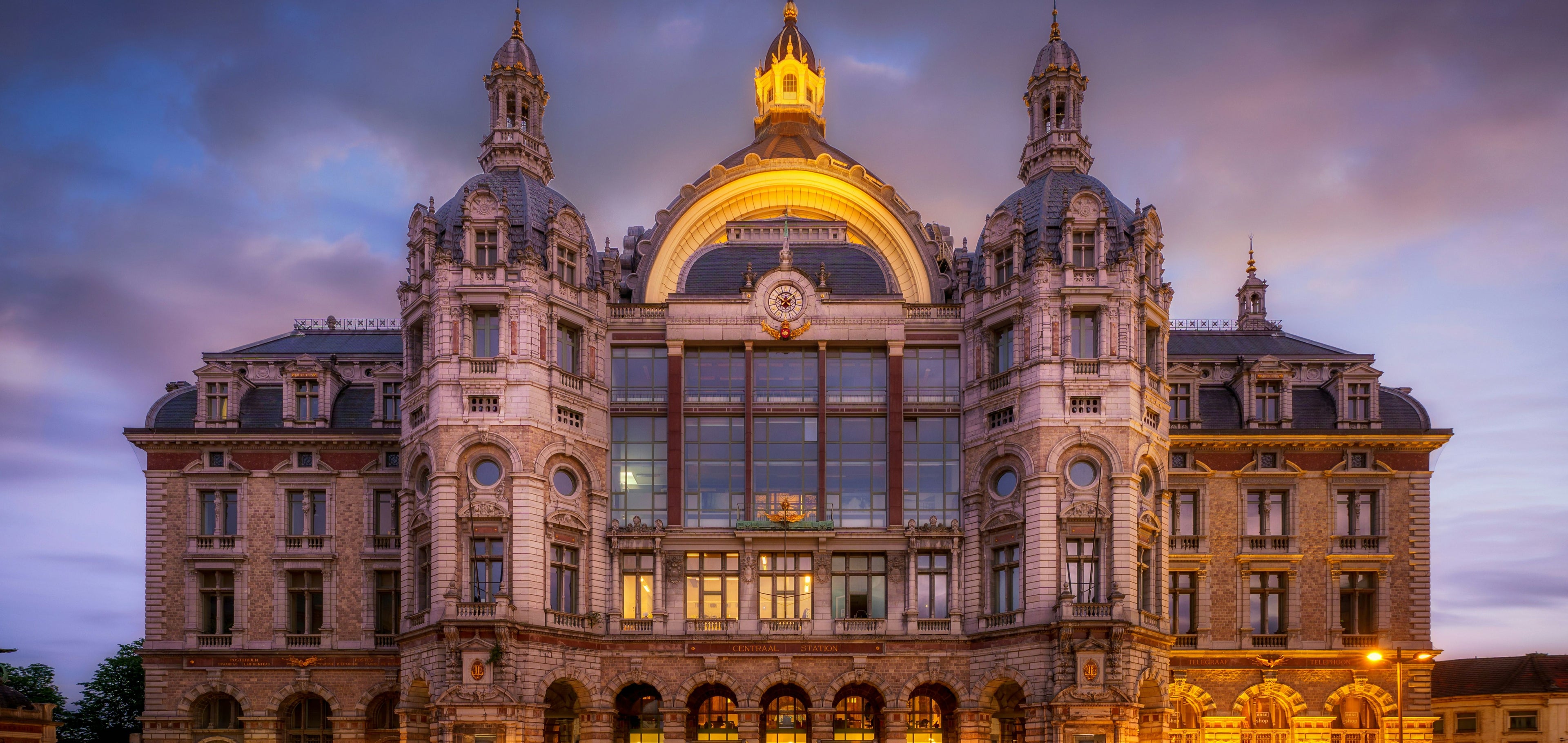 Top 5 leukste indooractiviteiten in Antwerpen voor regenachtige dagen
