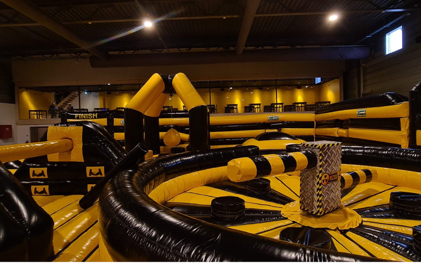 Inflatable & trampoline park - JumpSky (4 locaties) - afbeelding 3