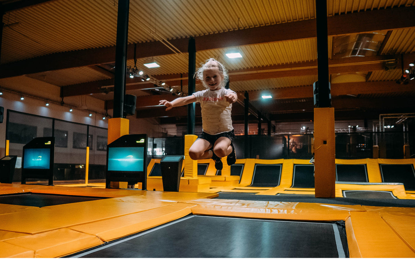 Inflatable & trampoline park - JumpSky (4 locaties) - afbeelding 2