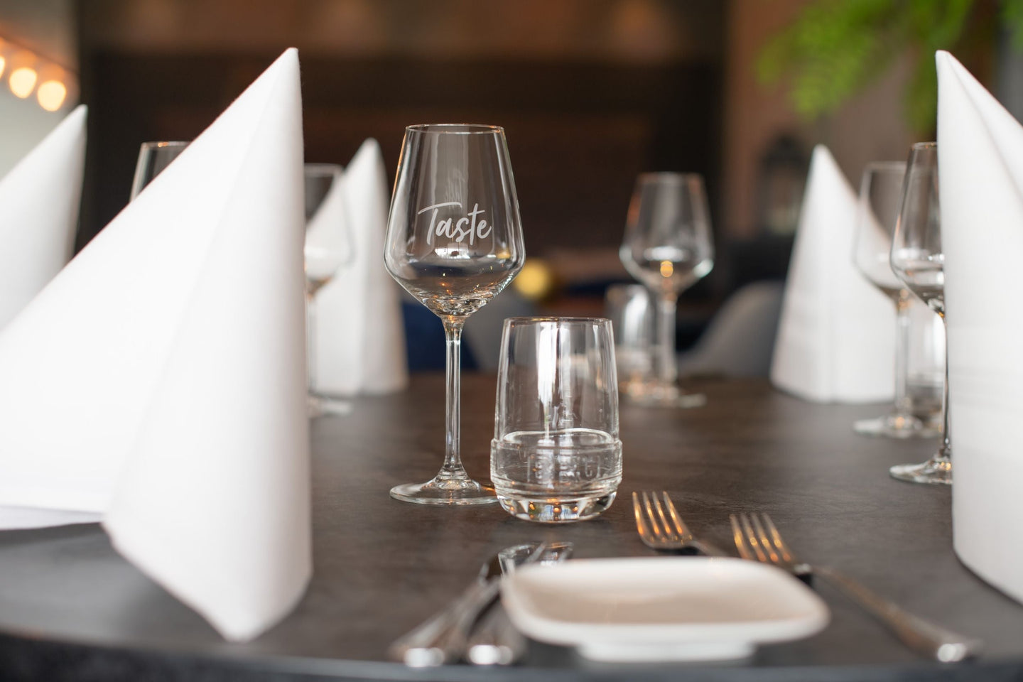 Restaurant Taste Churchill Terneuzen - Driegangenlunch of -diner voor 2 personen