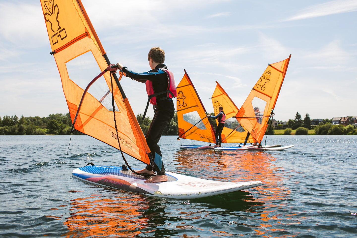 Groepsles windsurfen (3u) Lilse Bergen/De Nekker - afbeelding 3