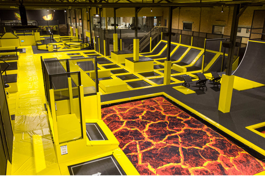 Inflatable & trampoline park - JumpSky (4 locaties) - afbeelding 1